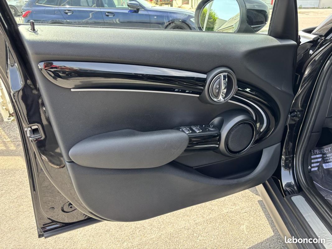 MINI COOPER 5 Portes 136 ch DKG7 Essential Cooper (image 23)