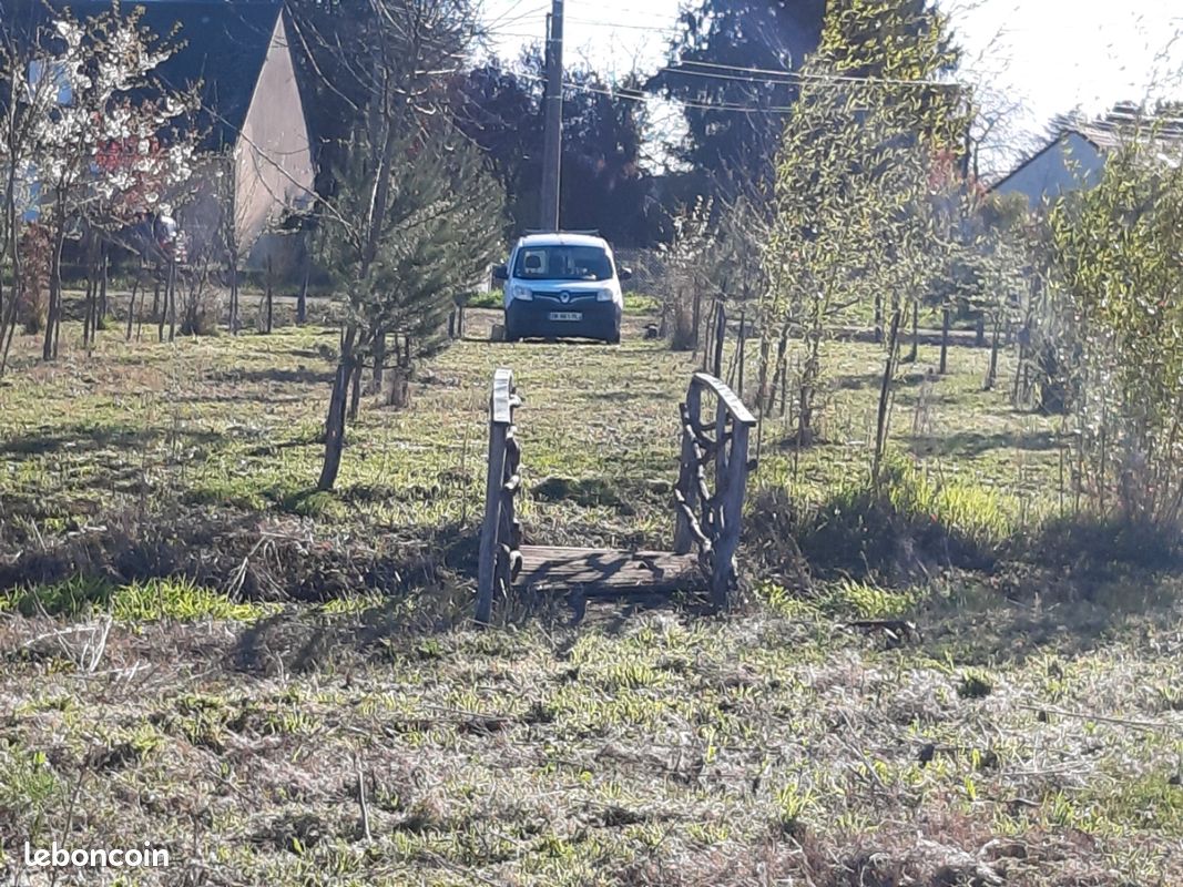 Vend terrain de loisirs de 1740m2 à Lailly en val · à Lailly-en-Val · 12 000 €