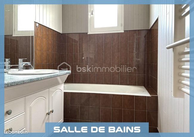 https://img.leboncoin.fr/api/v1/lbcpb1/images/53/d7/55/53d755dbcb4e82c1b8cd83349a93b228678ddc29.jpg?rule=ad-image