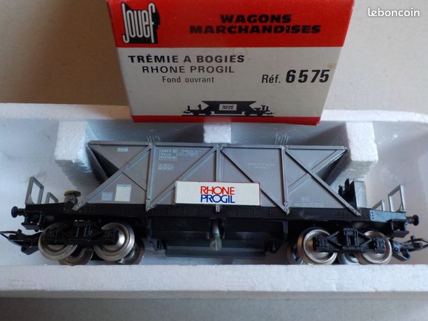 Jouef ho 6435 wagon tremie rhone poulenc transport bauxite, dechargement gravité - Collection