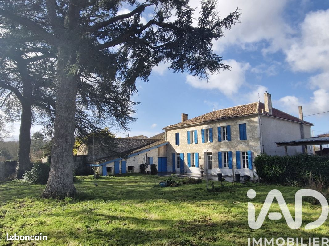 Maison 7 pièces 295 m² · à Pessac-sur-Dordogne · 295 m² · 291 900 €