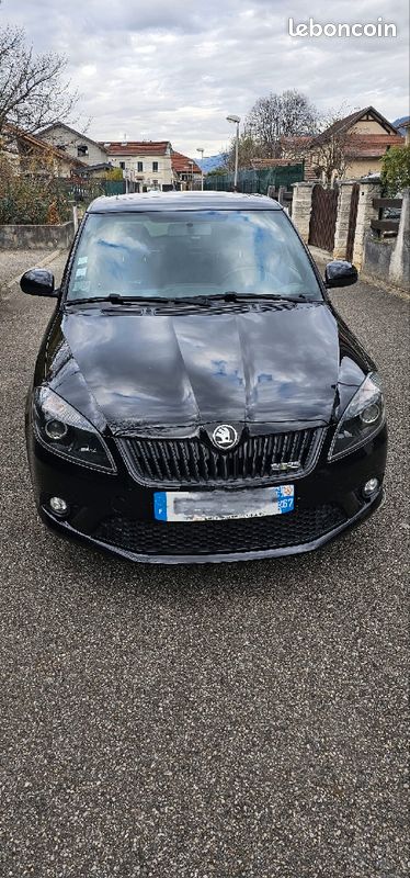Becquet Toit Skoda Fabia III (5J) HB 2014- - Noir - PUR Haute Qualité - Avec TÜV
