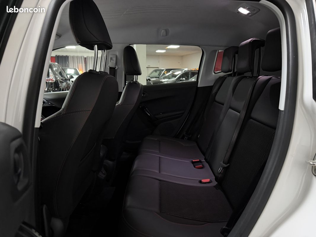 PEUGEOT 2008 Gt-Line 1.2i 110 EAT6 Boite AUTO LCA87 (image 5)
