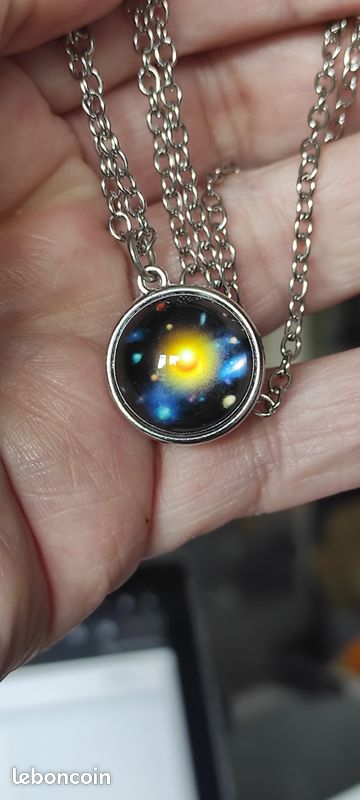 Collier planete (image 2)