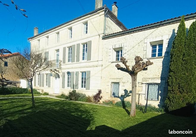 Propriété 10 pièces 286 m²