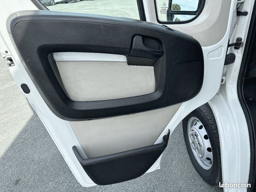Citroën Jumper L2H2 BlueHDi 110ch CLUB Rampe de chargement (image 20)