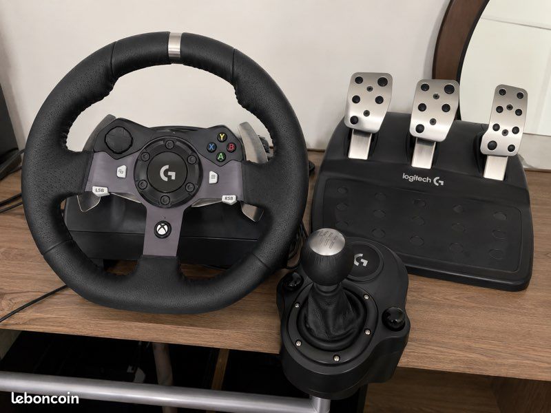 Logitech G920 / G29 + pédalier + levier de vitesses – Excellent état (image 1)