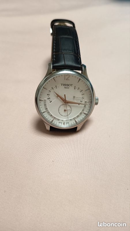 Montre Tissot quartz calendrier perpétuel (image 1)