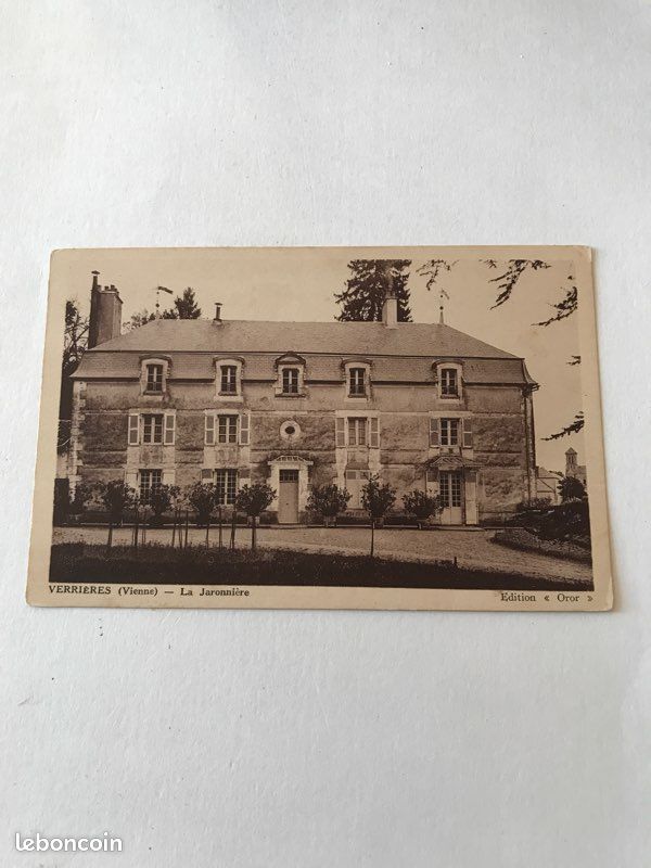 20 Cartes postale de la VIENNE (image 16)