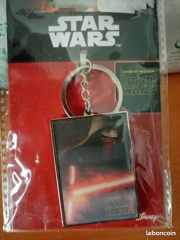 Porte clé Star Wars Kylo Ren neuf (image 1)