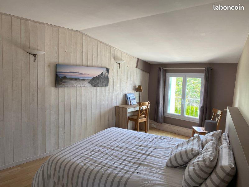 Location maison de pays rénovée tout confort Chéray Ile d'Oléron gite 12 personnes (image 7)