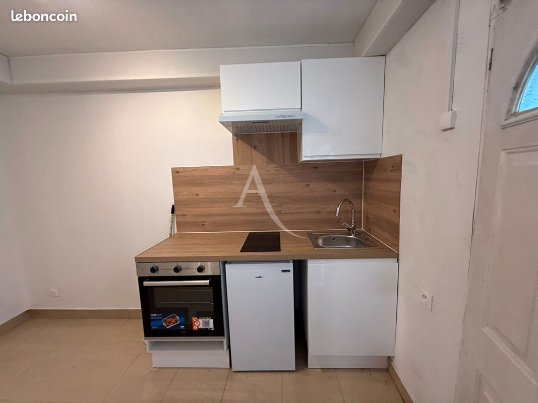 Appartement 1 pièce 21 m² · à Aubervilliers · 21 m² · 750 €
