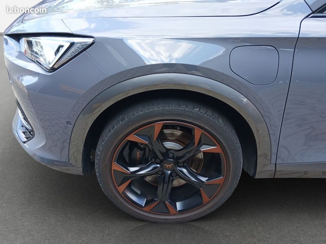 Cupra Formentor 1.4 e-HYBRID VZ 245 ch Attelage Gris Graphène Pack XL Autres modèles disponibles (image 6)