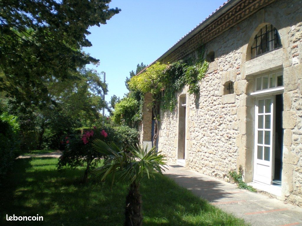 Maison Parc et dépendances (image 3)