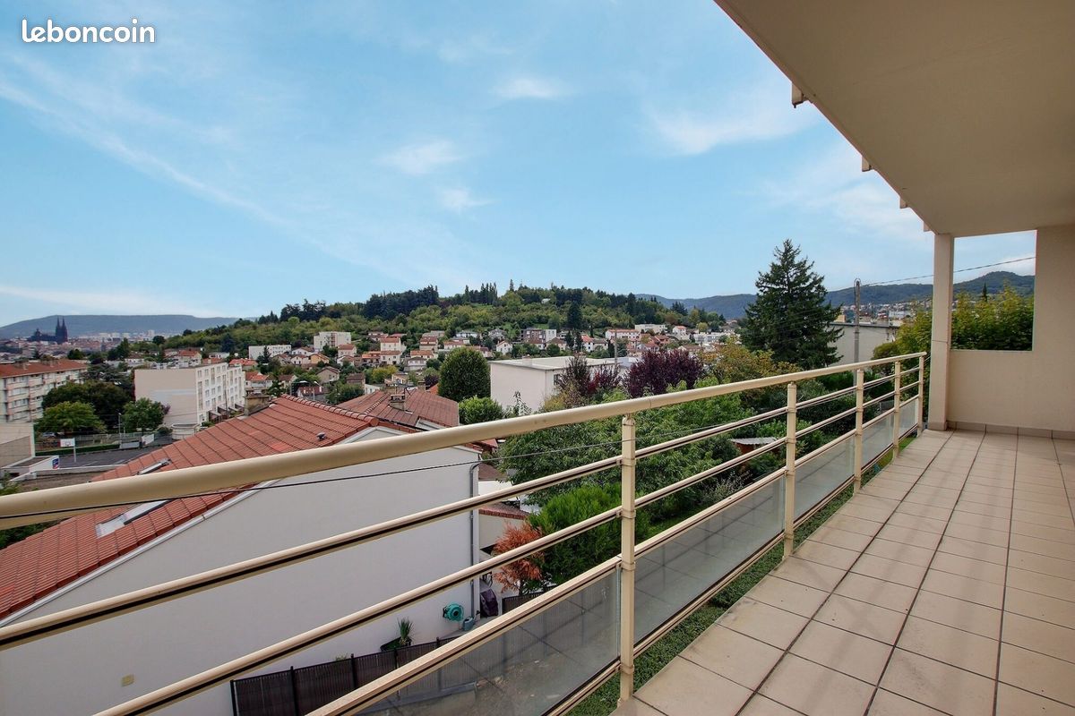 Appartement 2 pièces 57 m² · à Clermont-Ferrand · 57 m² · 715 €/mois