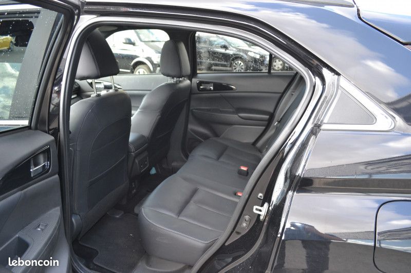 Mitsubishi ECLIPSE CROSS 2.4 MIVEC PHEV 188CH INTENSE 4WD 2023 (image 9)