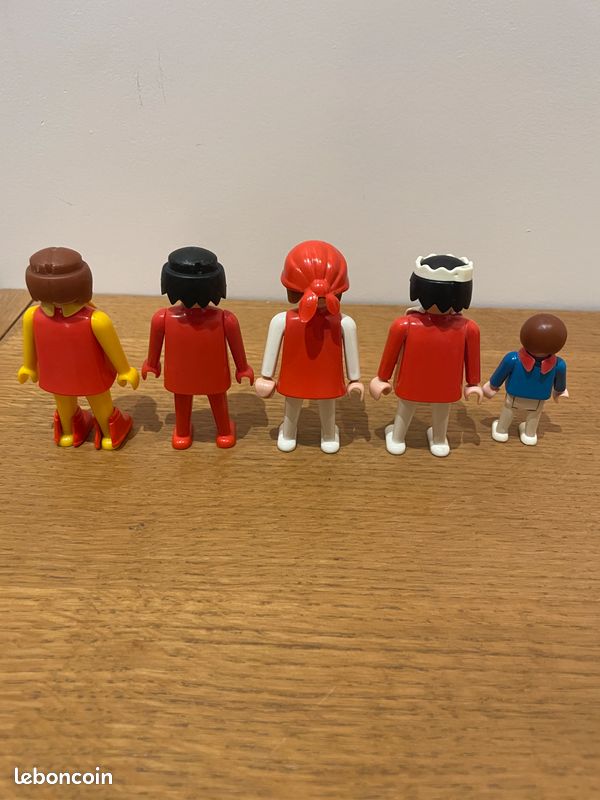 Lot 45 Figurines Vintage Playmobil Et Geobra – Année 1974 Collection