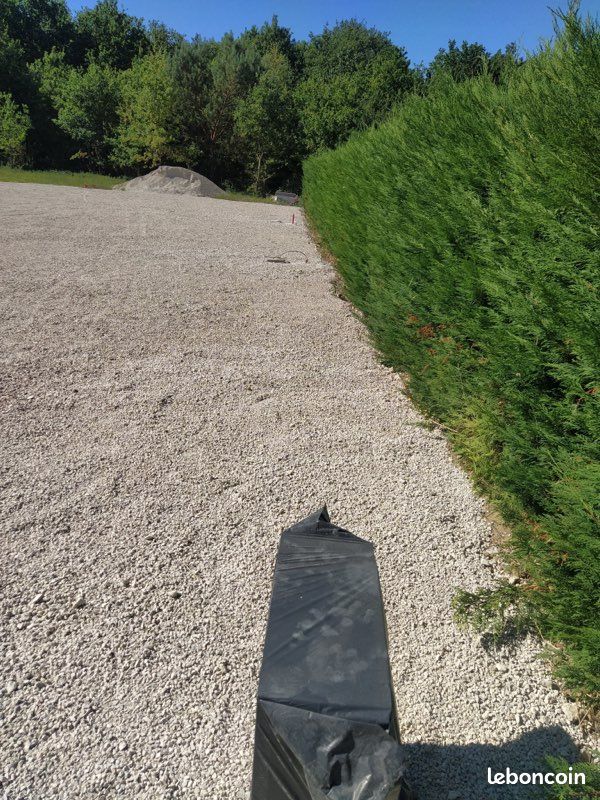 Terrain 1000m2 · à Ingré · 60 000 €