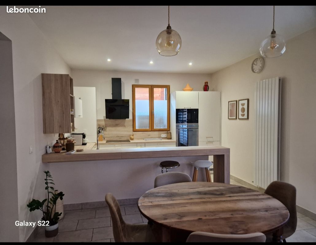 Appartement 3 pièces 60 m² · à Voiron · 60 m² · 160 000 €