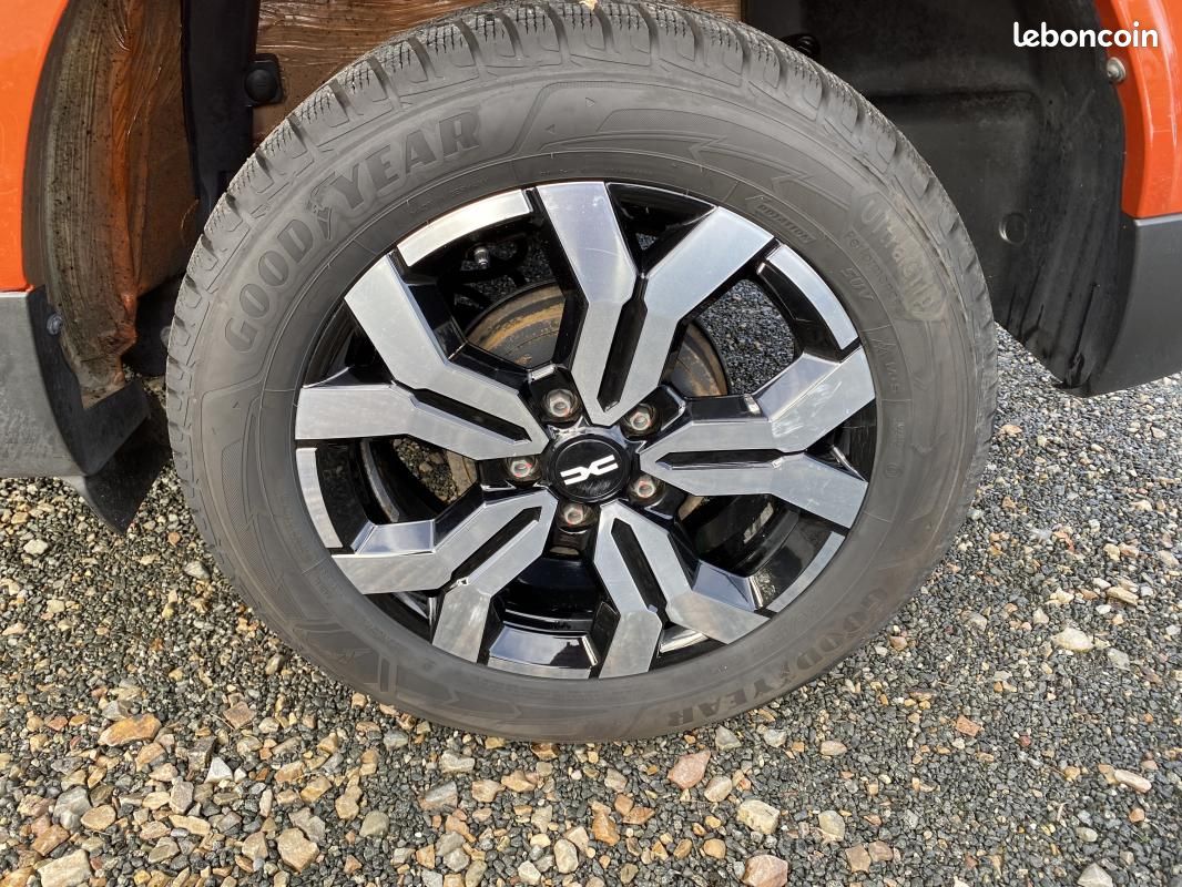 Dacia Duster 1.5 BLUEDCI 115 JOURNEY 4X2 (image 6)