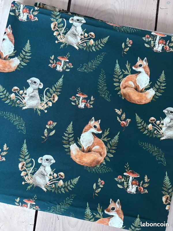 Lot De 2 Coupons De Tissu - Motifs Personnages, Animaux, Maisons, Lettres, Fleurs - Neuf