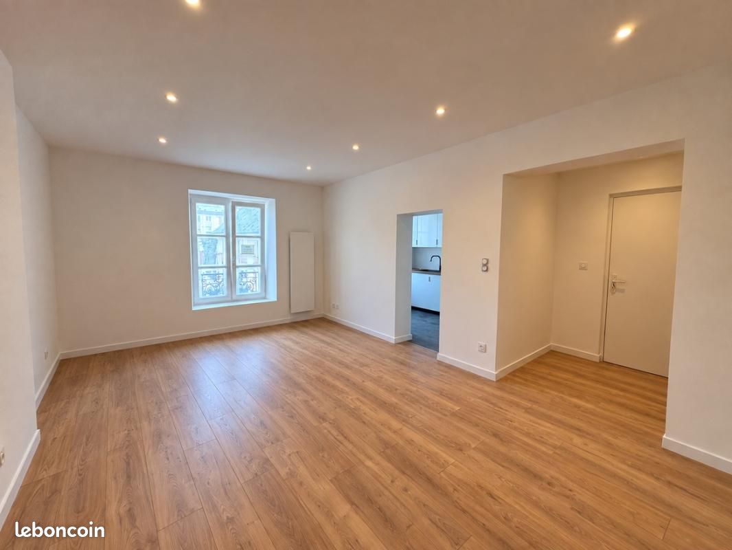 Appartement 4 pièces 81 m² · à Épernay · 81 m² · 166 000 €