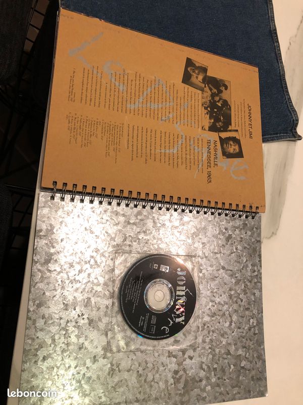 Johnny Halliday le livre metal cd pochette jeans (image 2)