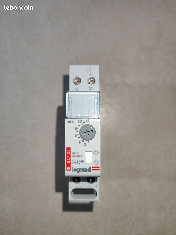Legrand minuterie 047 04 (image 1)