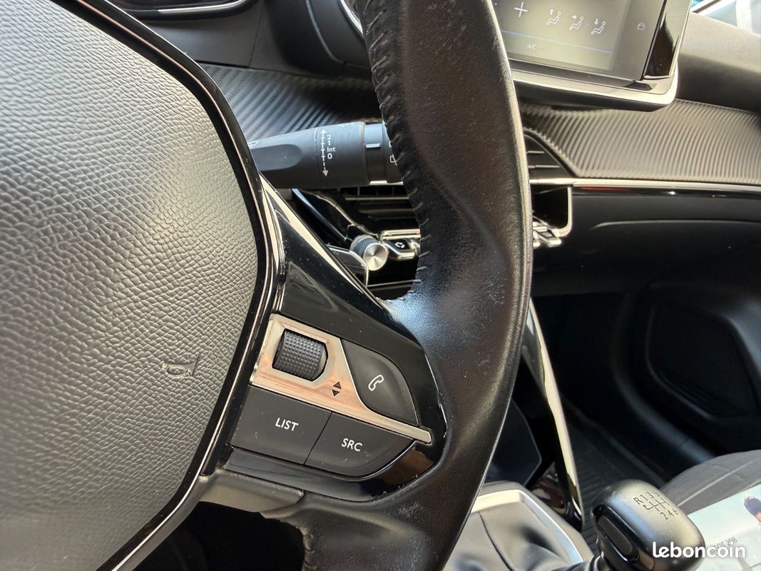 Peugeot 208 Active Bluehdi 100 ch (image 15)