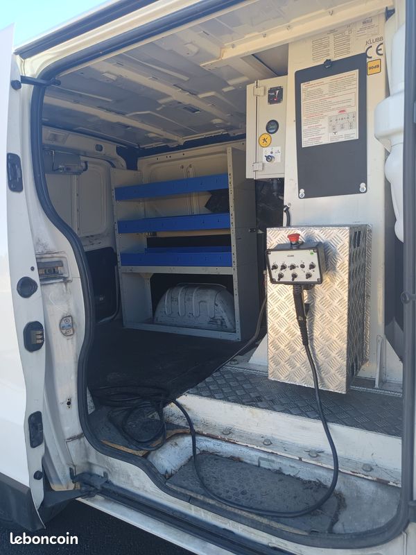 Renault Trafic Nacelle 2018 170000kms (image 5)