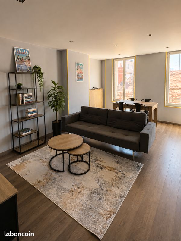 Appartement 3 pièces 82 m² · à Roanne · 82 m² · 814 €