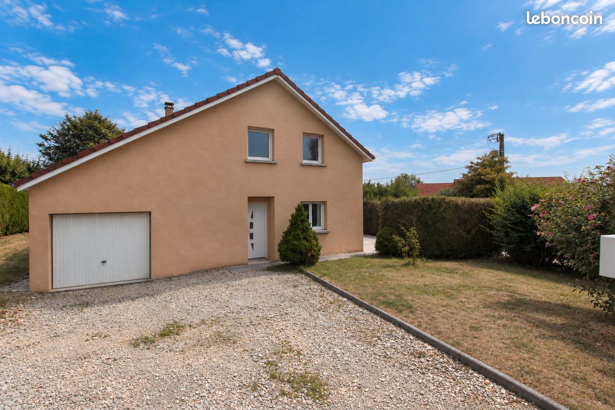 Maison 6 pièces 139 m² · à Gennes · 139 m² · 313 000 €