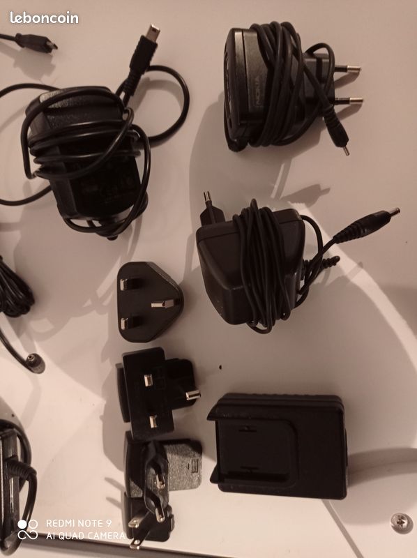 Prises téléphoniques diverses (image 3)