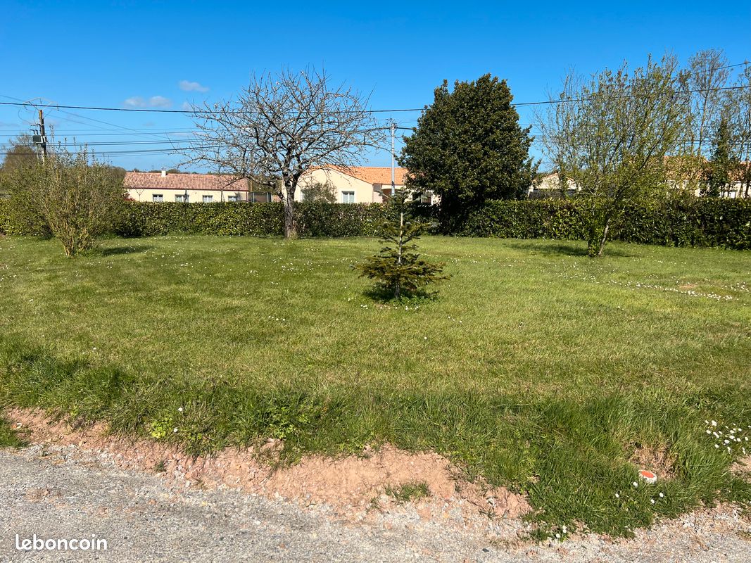 Terrain 412 m² Couffé · 79 800 €
