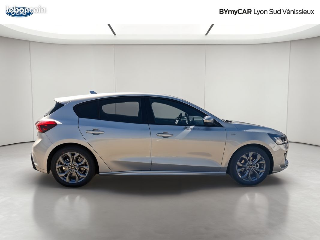 FORD Focus 1.0 EcoBoost 155 S&S mHEV Powershift ST-Line X (image 6)