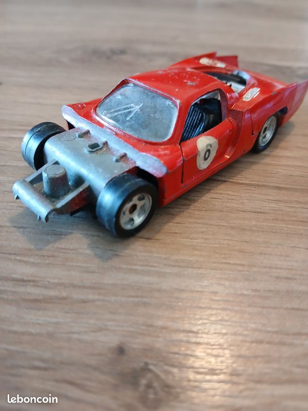 Norev (image 1)