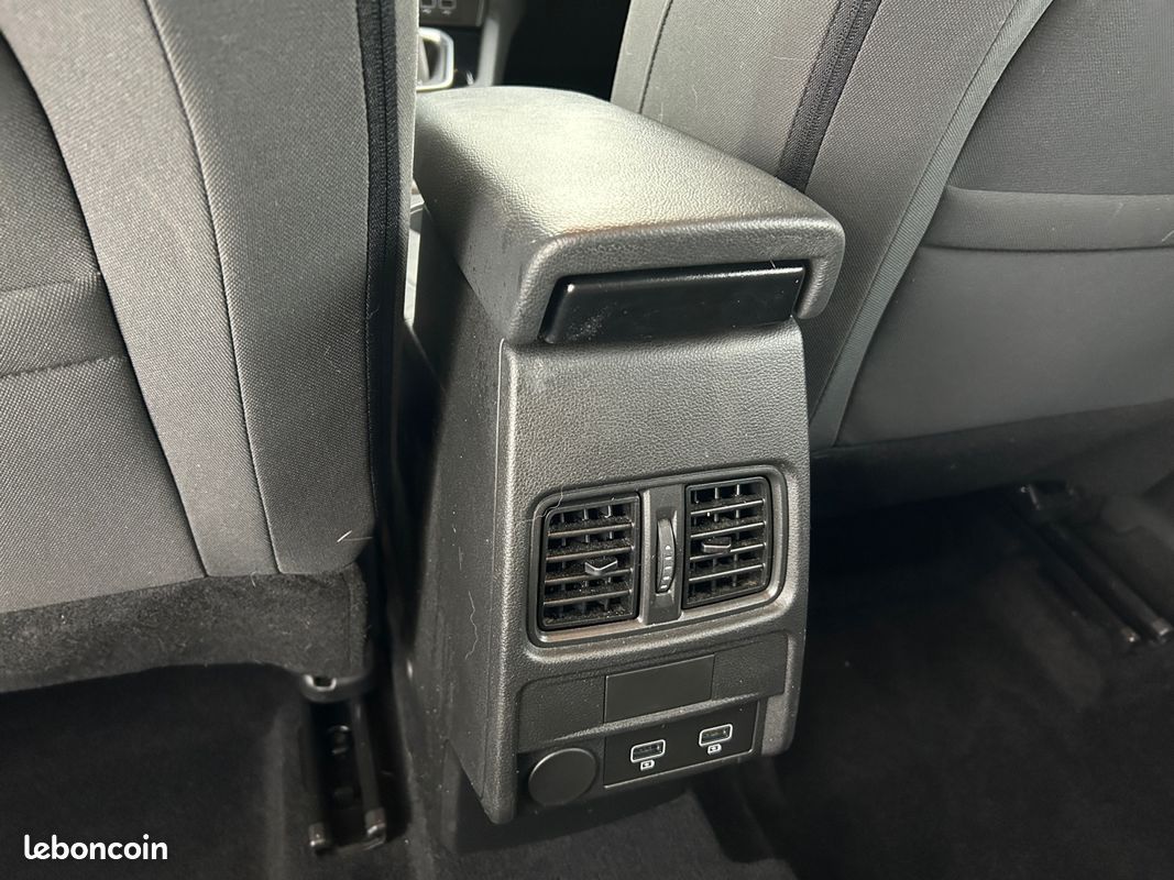 RENAULT Arkana E-Tech hybride 145 - 22 Techno (image 21)