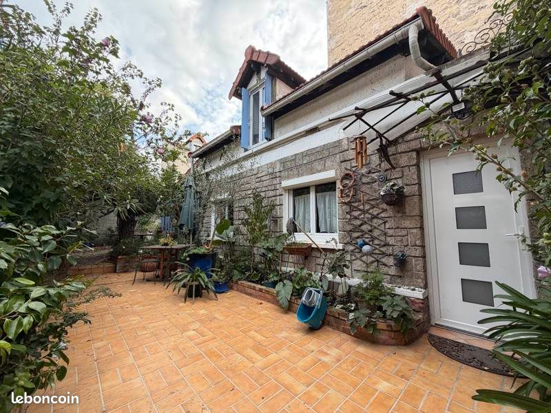 Maison 6 pièces 100 m² · à Maisons-Laffitte · 100 m² · 790 000 €