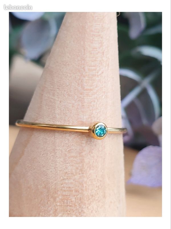 Bague très fine Solitaire bleu acier inoxydable Taille 57 (image 4)