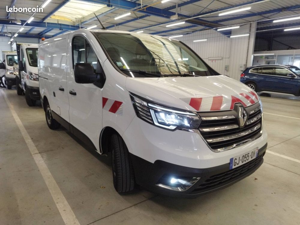 Renault TRAFIC III FG L1H1 2T8 2.0 BLUE DCI 130CH GRAND CONFORT (image 2)