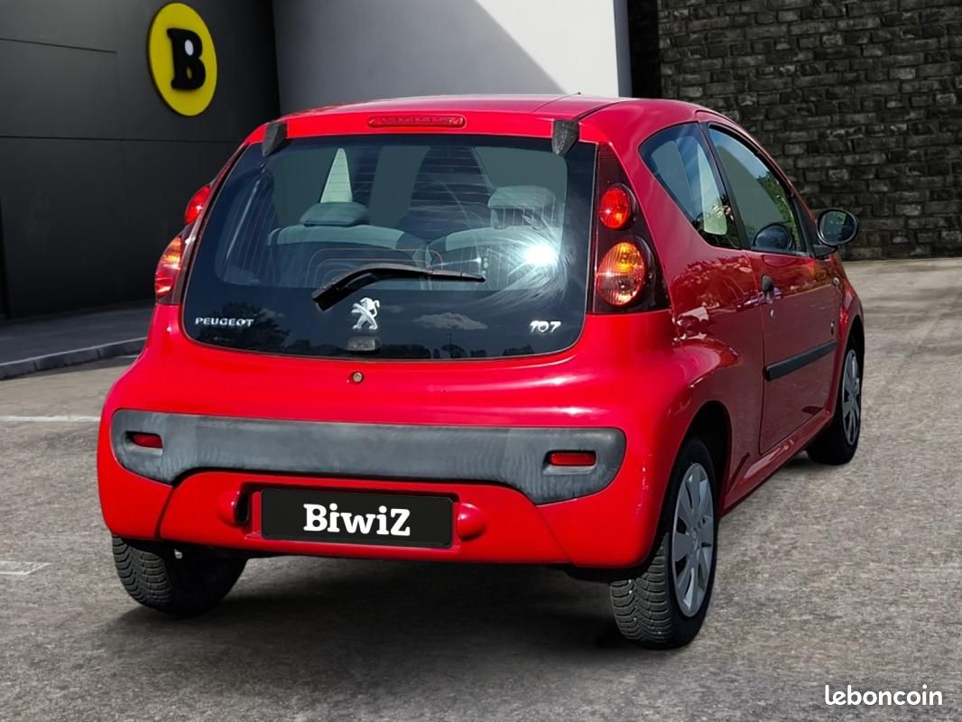 Peugeot 107 1.0 70 ch Serie-64 /Entretien complet (image 5)