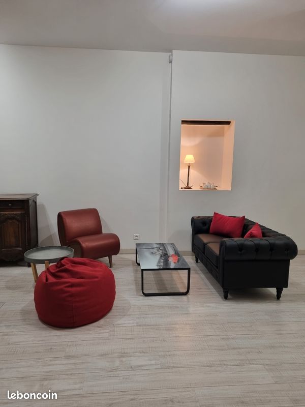 Appartement 3 pièces 80 m² · à Meyrargues · 80 m² · 990 €/mois