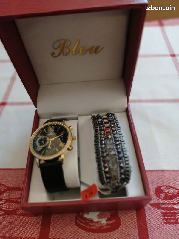Montre femme avec les bracelet (image 1)