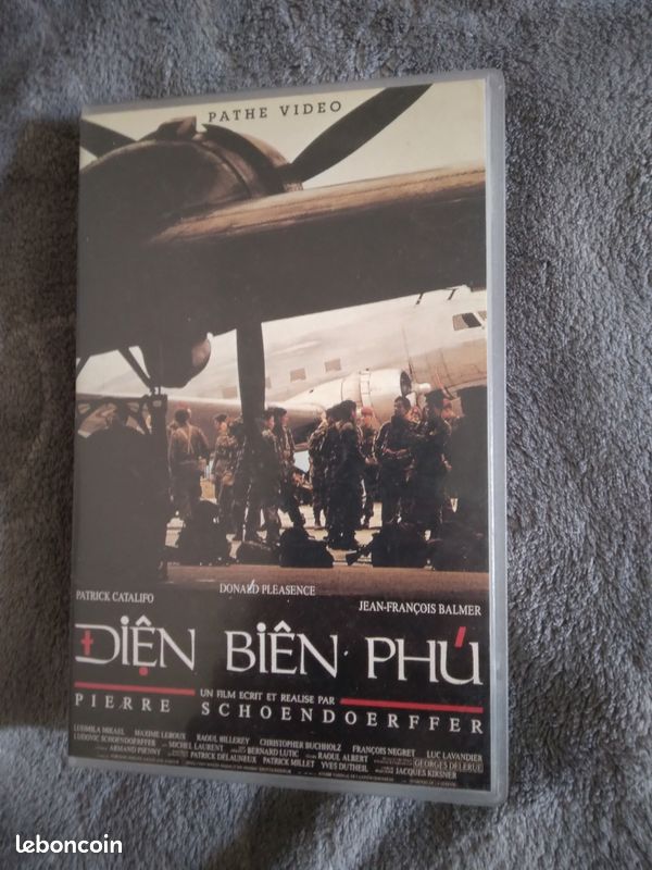 Lot 5 cassettes VHS FILMS DE GUERRE (image 6)