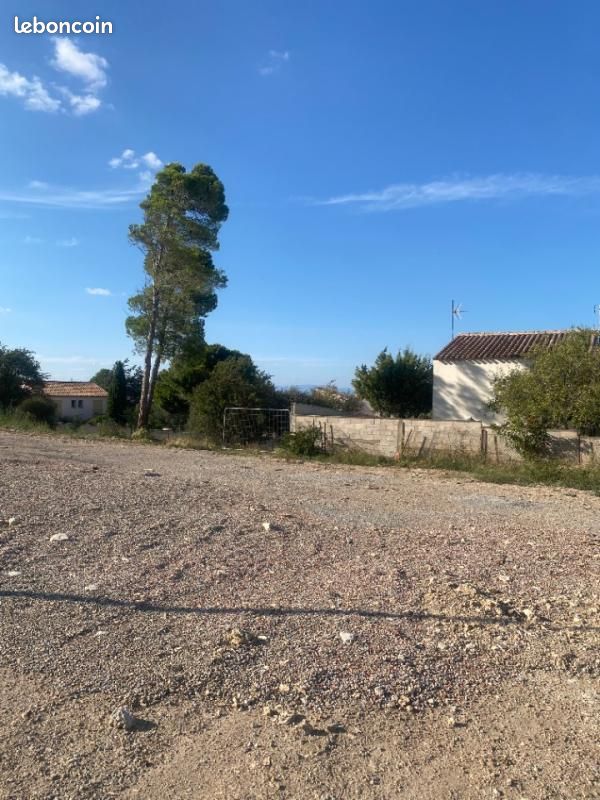 Terrain 688 m² Narbonne (image 1)