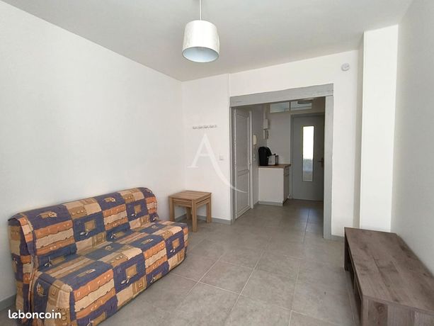 Studio 1 pièce 22 m²