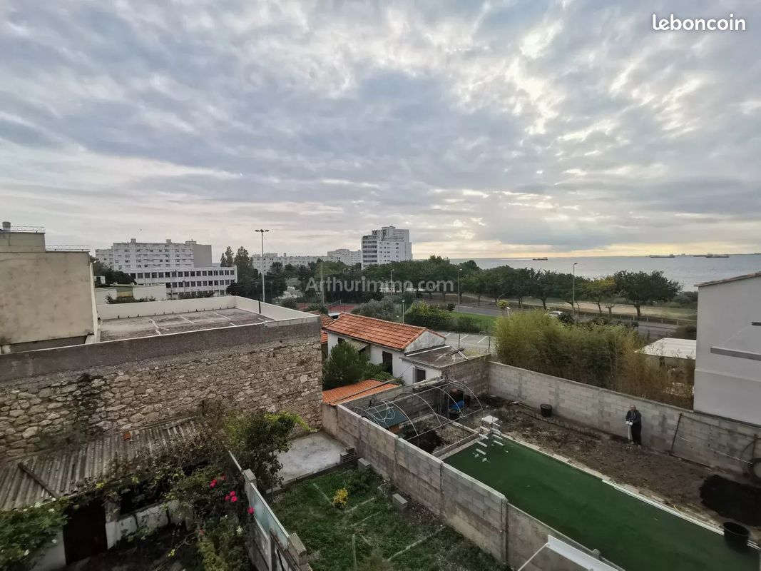 Appartement 2 pièces 43 m² · à Port-de-Bouc · 43 m² · 592 €