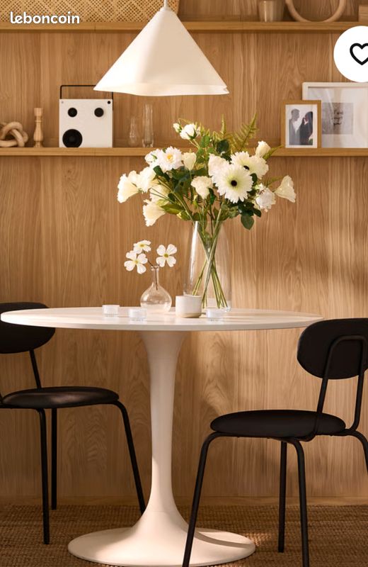 Table Tulipe (image 1)
