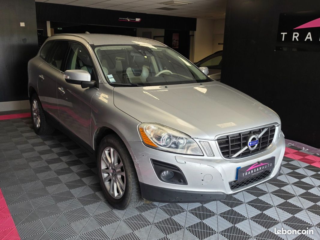 VOLVO XC60 D5 AWD Summum Geartronic A (image 5)