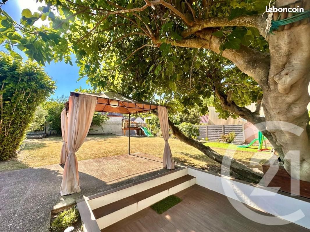 Maison 5 pièces 71 m² · à Vaujours · 71 m² · 354 000 €